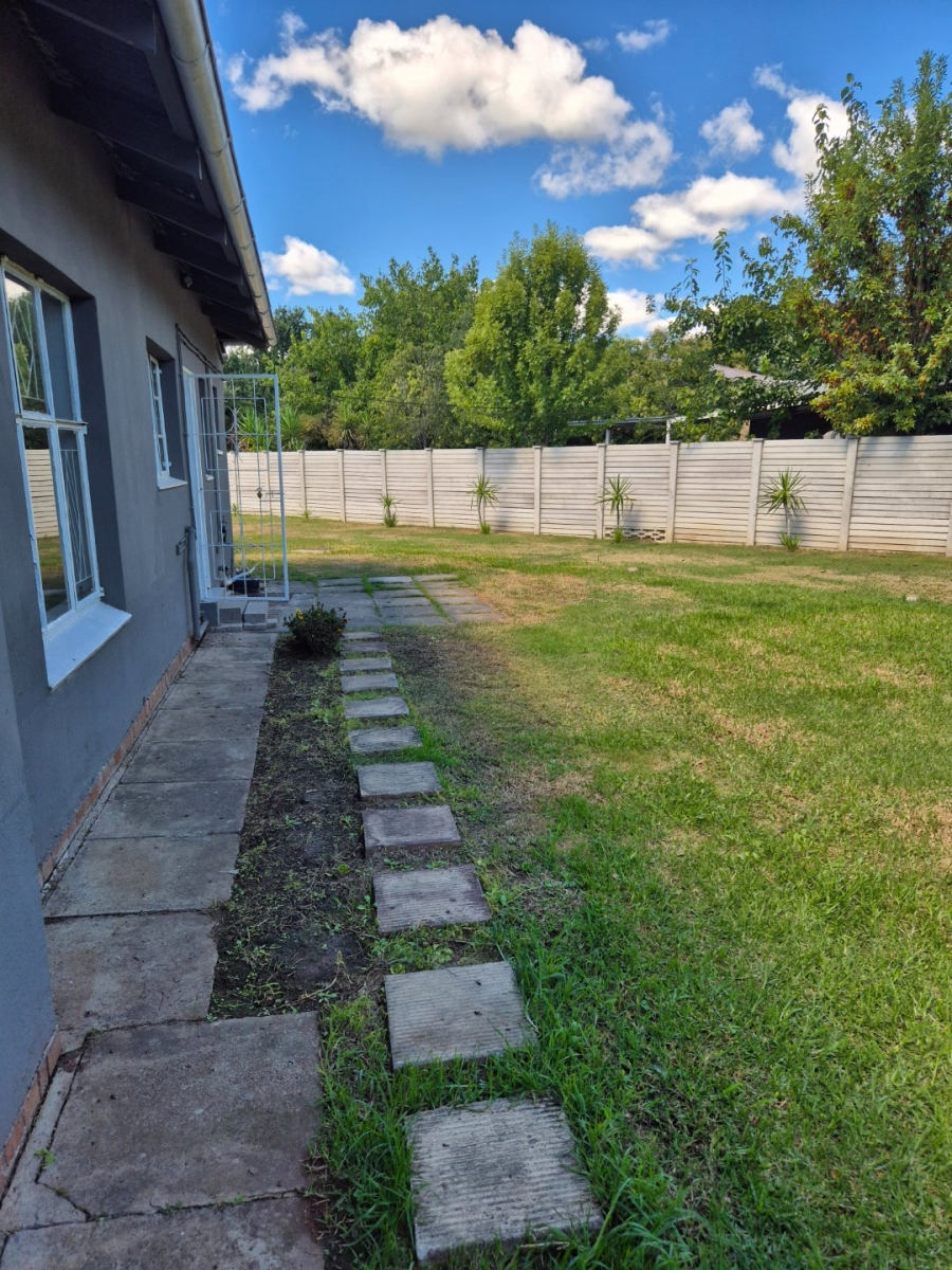 To Let 3 Bedroom Property for Rent in Noordhoek Free State